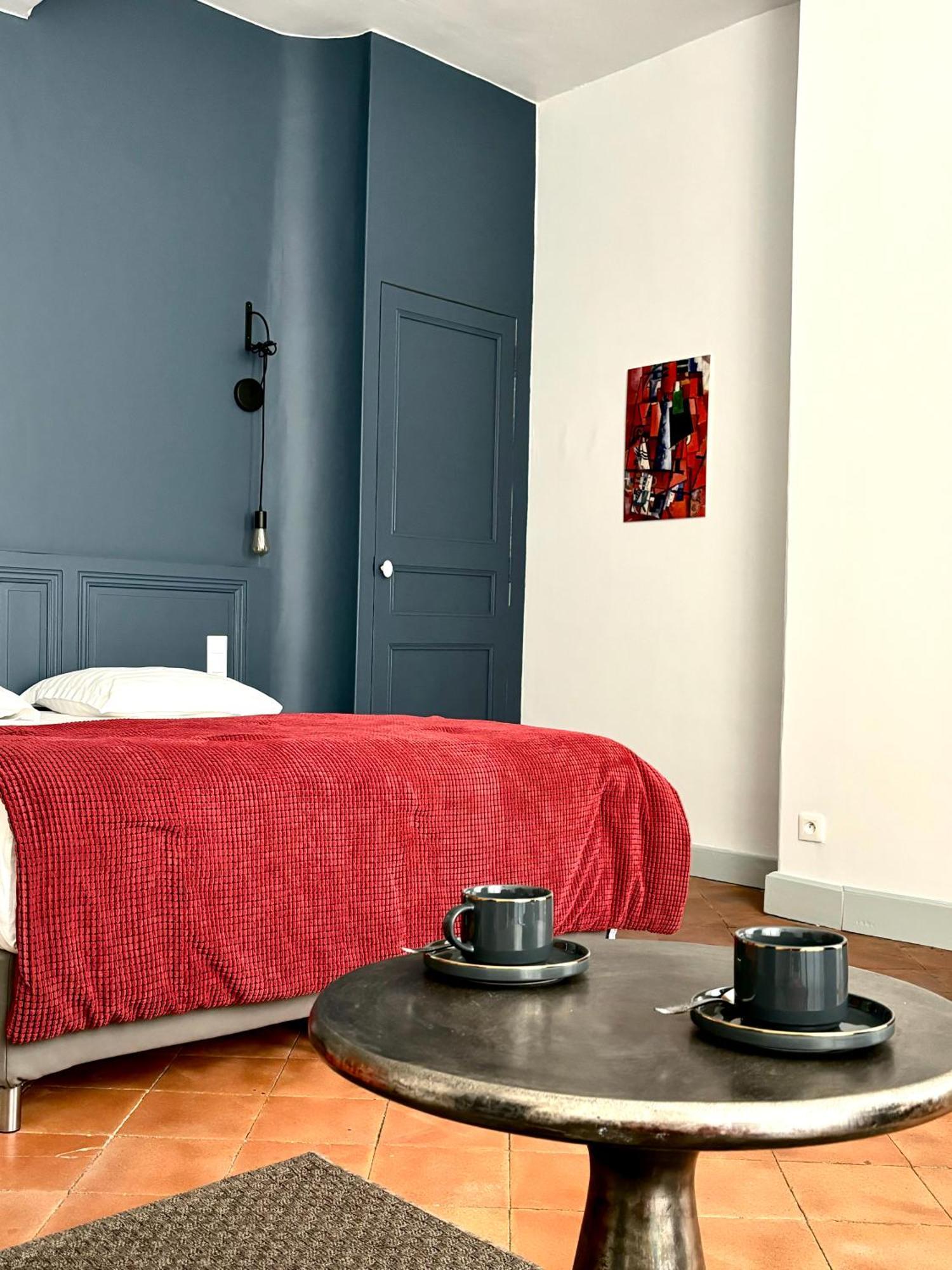 B&B Les Chambres D'Aime Carcassonne Exteriör bild
