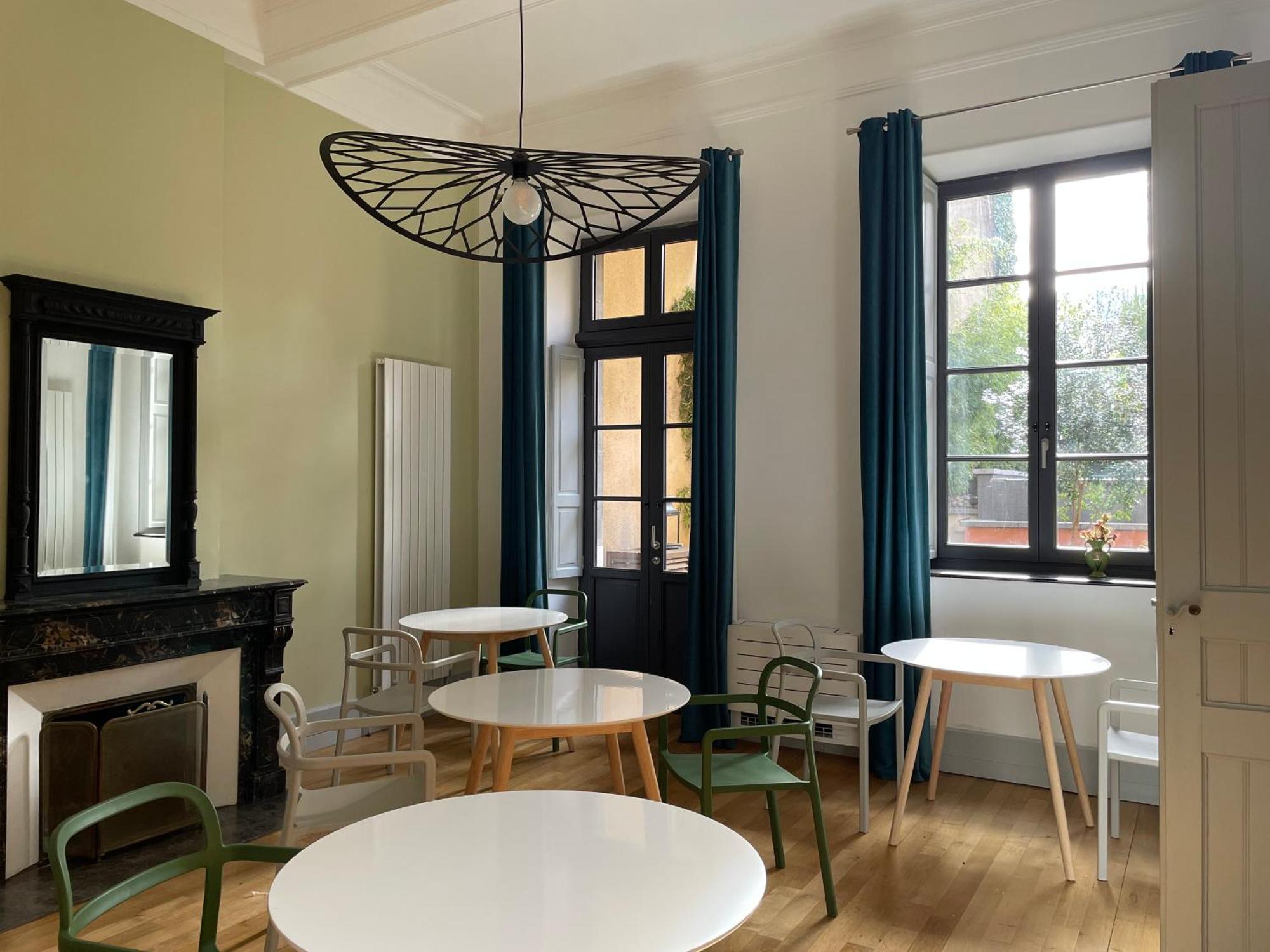 B&B Les Chambres D'Aime Carcassonne Exteriör bild
